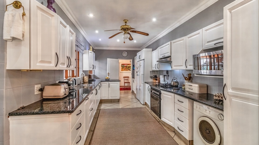 5 Bedroom Property for Sale in Morning Hill Gauteng