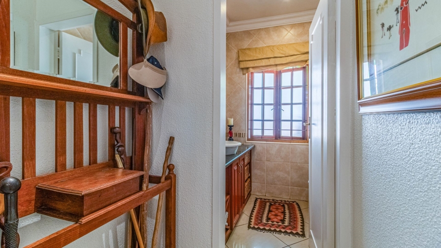 5 Bedroom Property for Sale in Morning Hill Gauteng