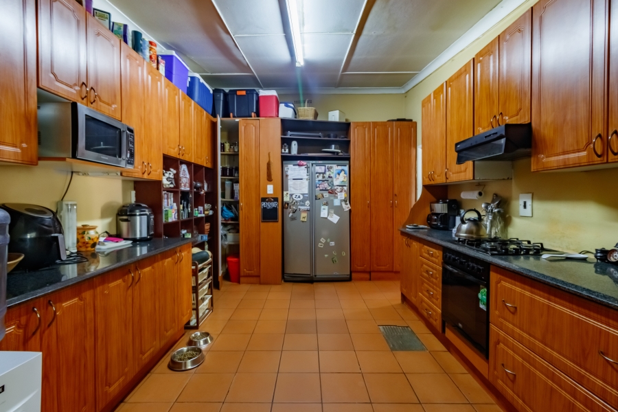 3 Bedroom Property for Sale in Glen Austin Gauteng