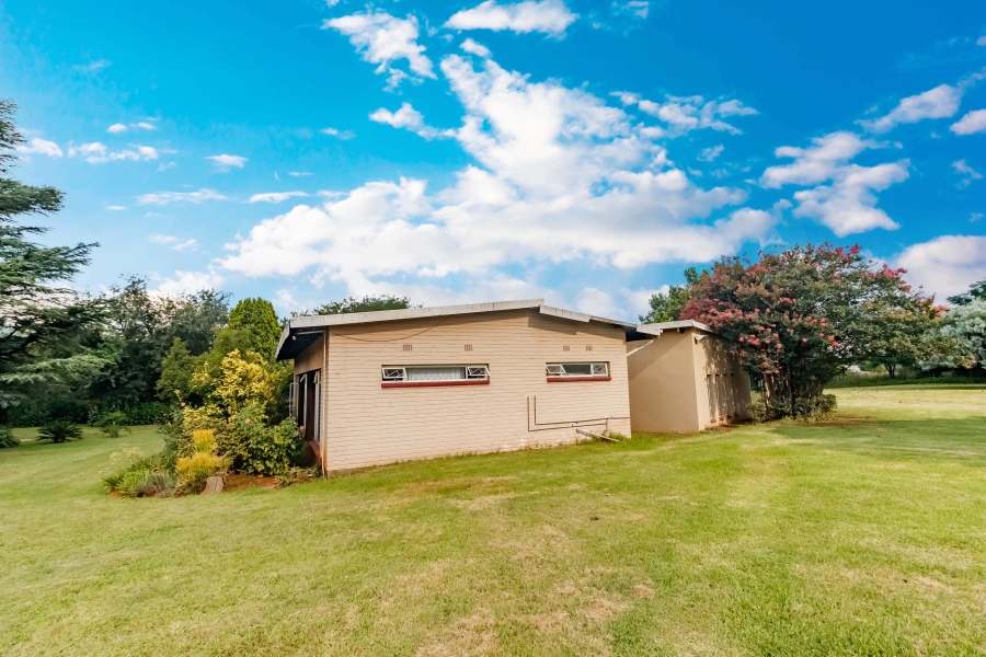 3 Bedroom Property for Sale in Glen Austin Gauteng