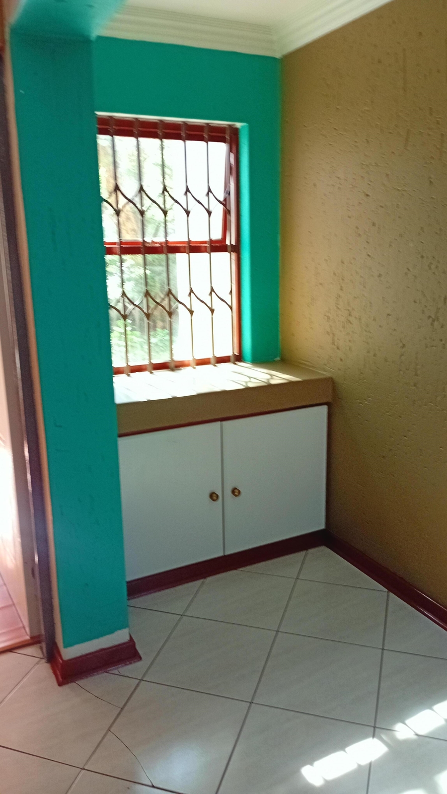 5 Bedroom Property for Sale in Walker Fruit Farms Gauteng