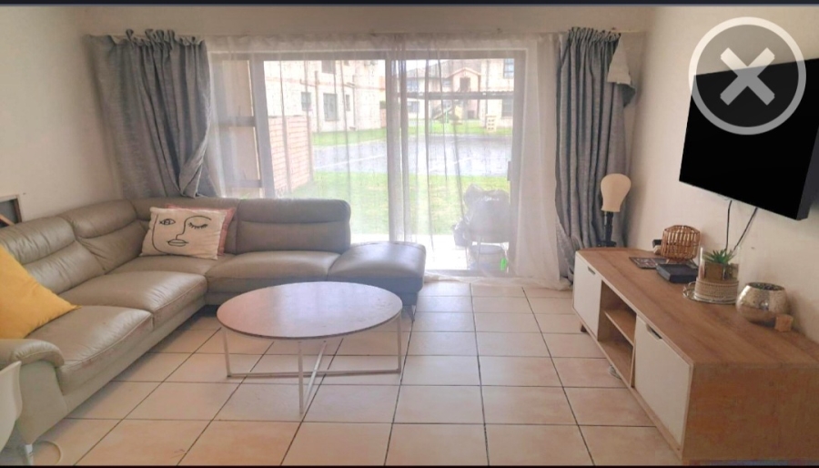 2 Bedroom Property for Sale in Parkrand Gauteng