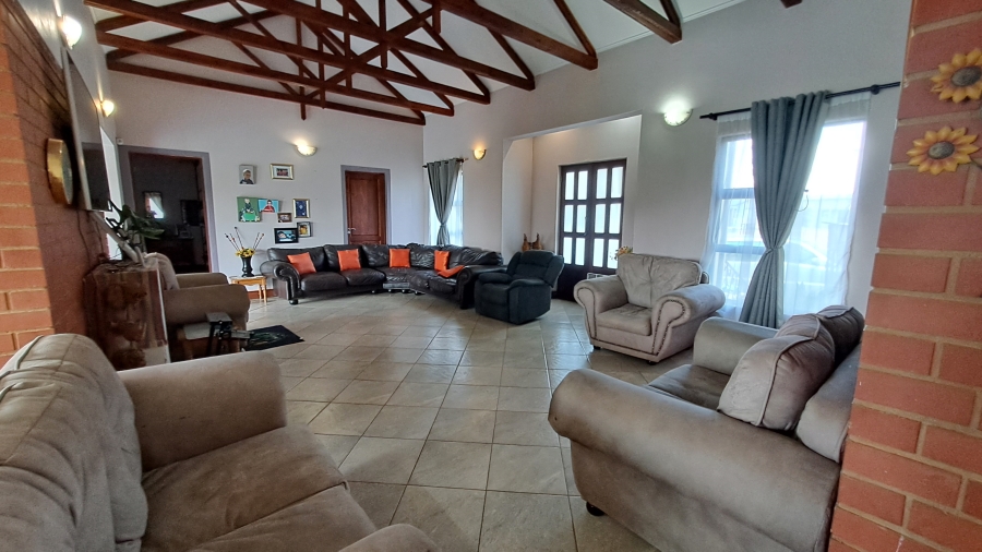 4 Bedroom Property for Sale in Berg En Dal Gauteng