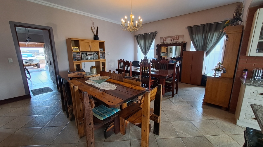 4 Bedroom Property for Sale in Berg En Dal Gauteng