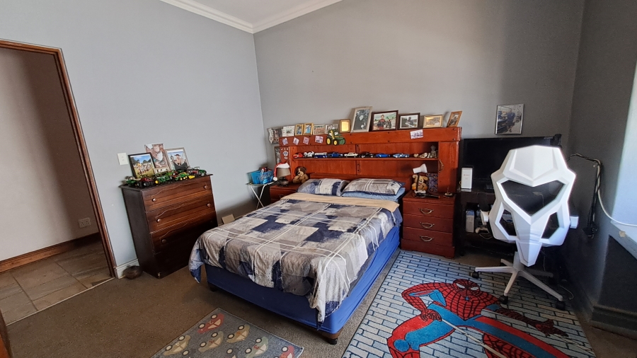 4 Bedroom Property for Sale in Berg En Dal Gauteng