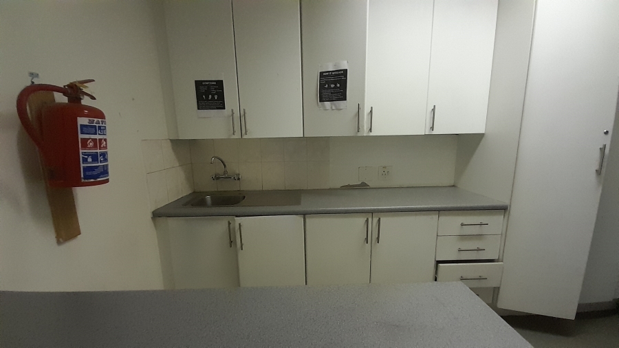 To Let commercial Property for Rent in Vorna Valley Gauteng