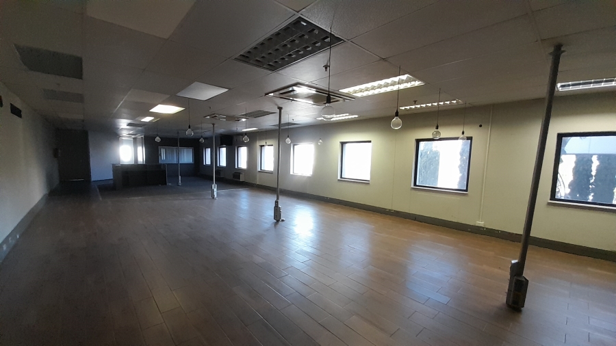 To Let commercial Property for Rent in Vorna Valley Gauteng
