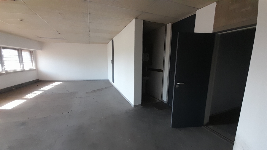 To Let commercial Property for Rent in Vorna Valley Gauteng