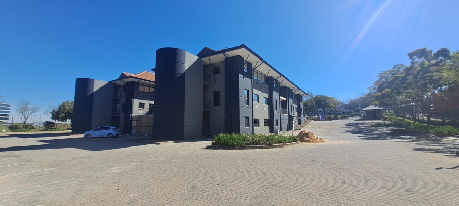 To Let commercial Property for Rent in Vorna Valley Gauteng