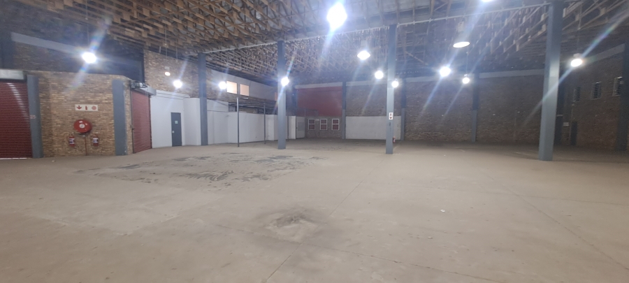 To Let commercial Property for Rent in Vorna Valley Gauteng