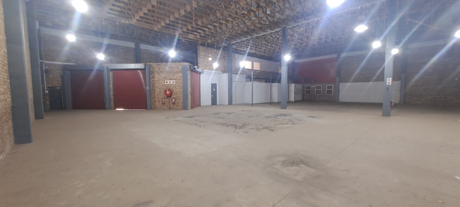 To Let commercial Property for Rent in Vorna Valley Gauteng