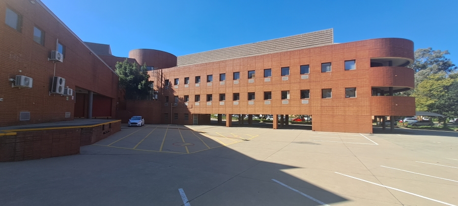 To Let commercial Property for Rent in Vorna Valley Gauteng