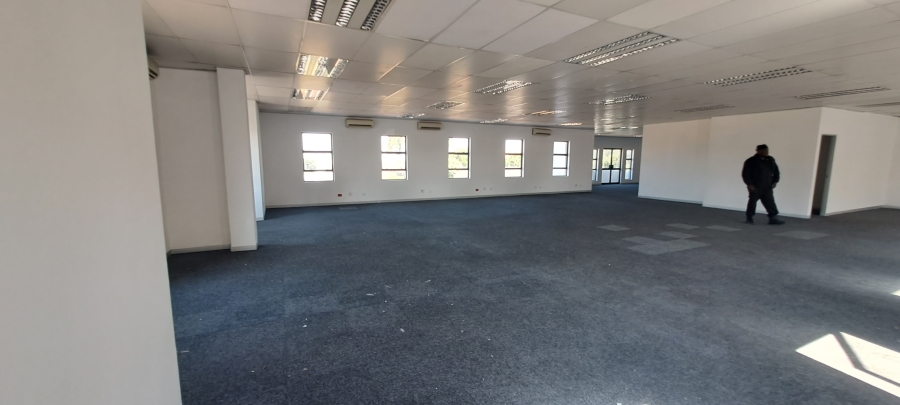 To Let commercial Property for Rent in Halfway House Gauteng