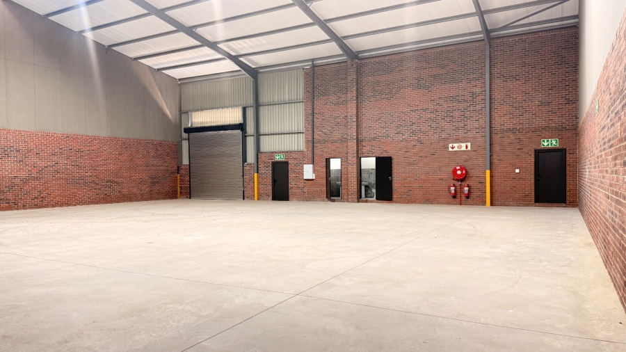 To Let commercial Property for Rent in Knoppieslaagte Gauteng
