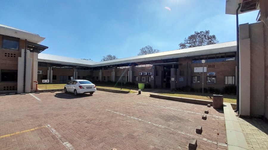 To Let commercial Property for Rent in Randjespark Gauteng
