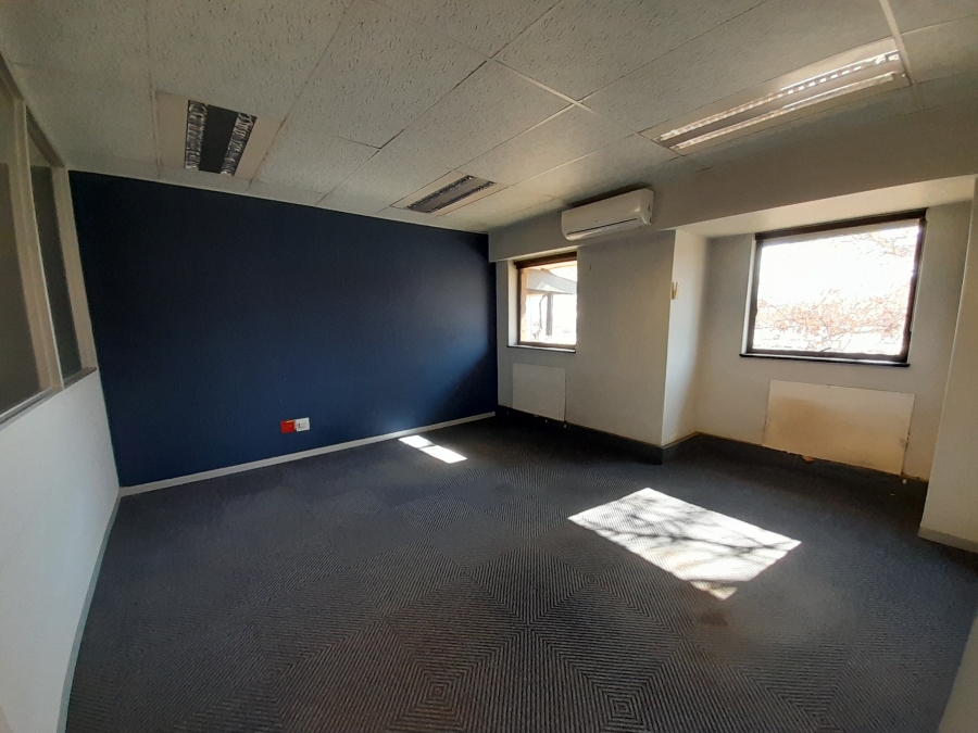 To Let commercial Property for Rent in Randjespark Gauteng