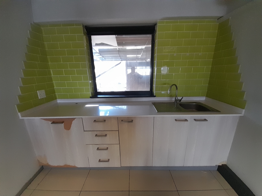 To Let commercial Property for Rent in Randjespark Gauteng