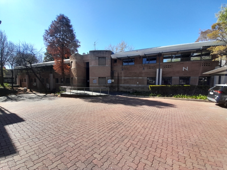 To Let commercial Property for Rent in Randjespark Gauteng