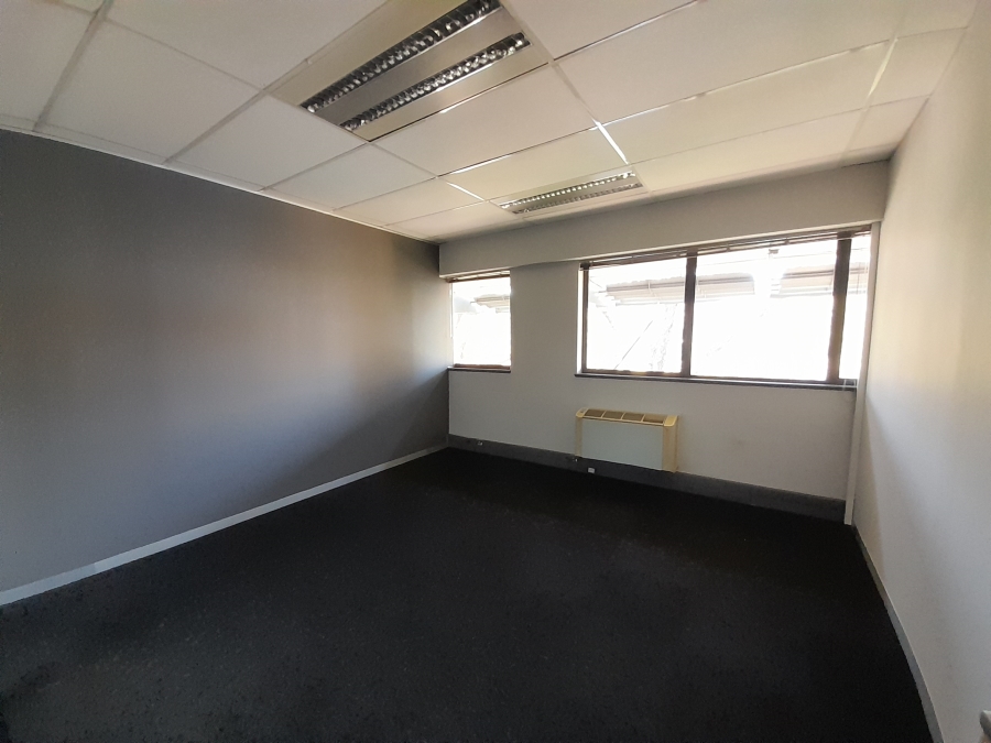To Let commercial Property for Rent in Randjespark Gauteng