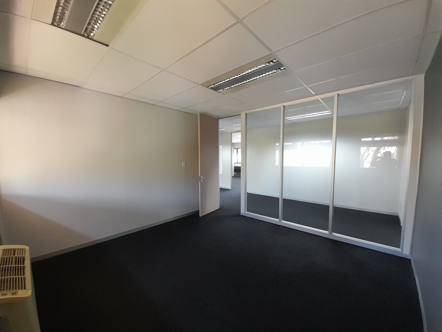 To Let commercial Property for Rent in Randjespark Gauteng