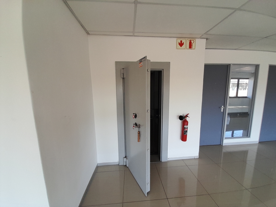 To Let commercial Property for Rent in Randjespark Gauteng