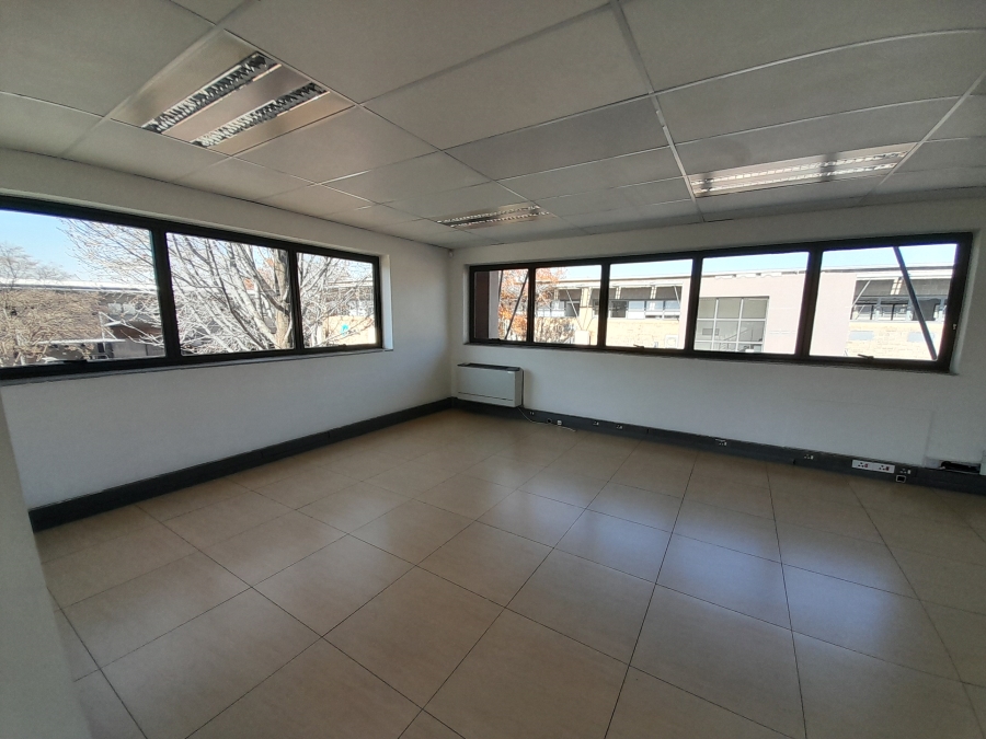 To Let commercial Property for Rent in Randjespark Gauteng