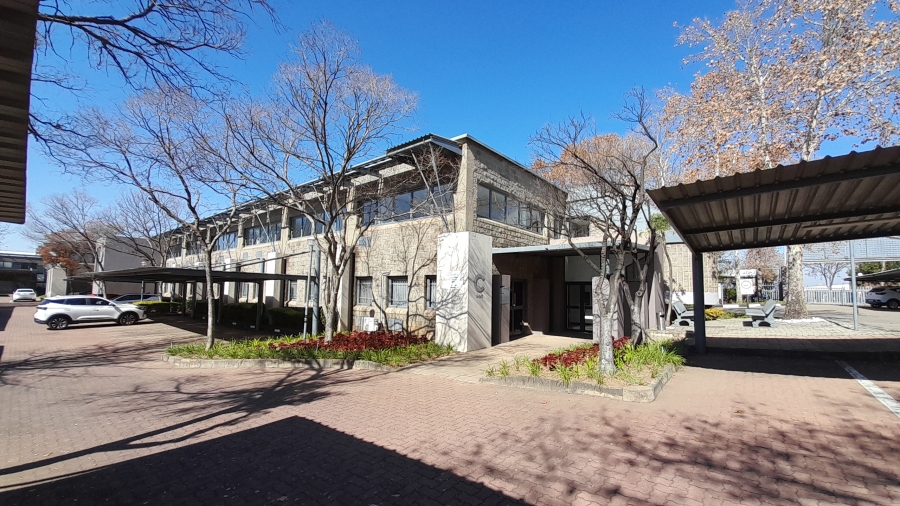 To Let commercial Property for Rent in Randjespark Gauteng