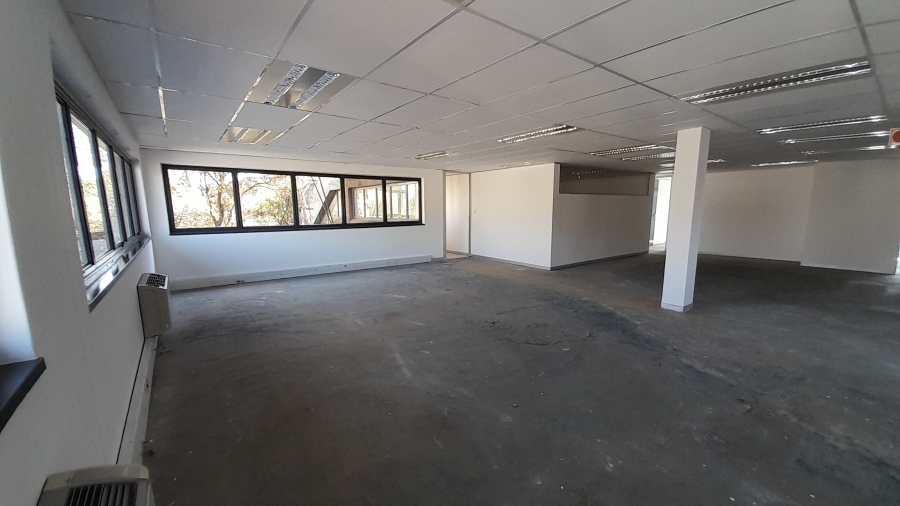 To Let commercial Property for Rent in Randjespark Gauteng