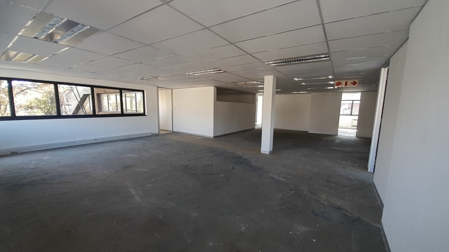 To Let commercial Property for Rent in Randjespark Gauteng