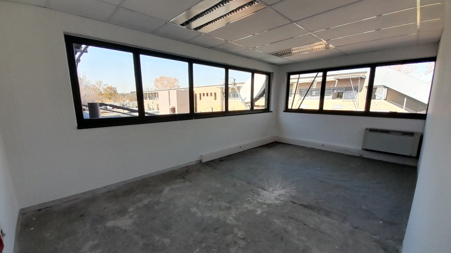To Let commercial Property for Rent in Randjespark Gauteng