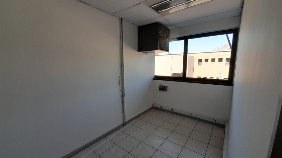 To Let commercial Property for Rent in Randjespark Gauteng