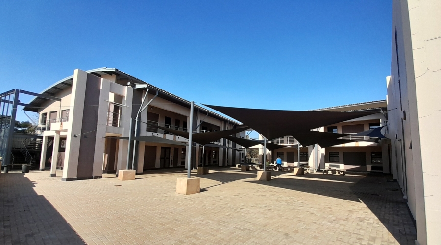 To Let commercial Property for Rent in Randjespark Gauteng