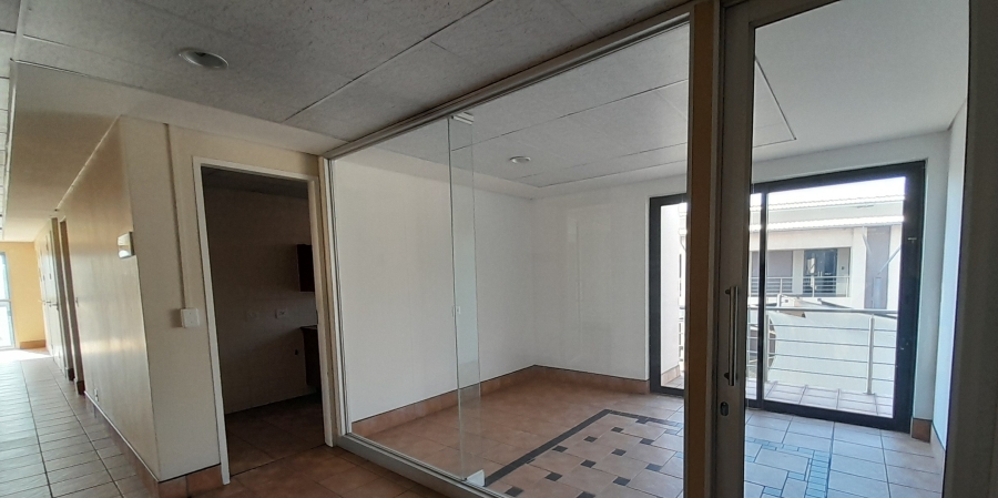 To Let commercial Property for Rent in Randjespark Gauteng