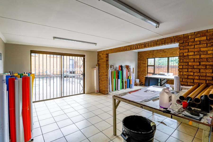 To Let commercial Property for Rent in Clayville Industria Gauteng