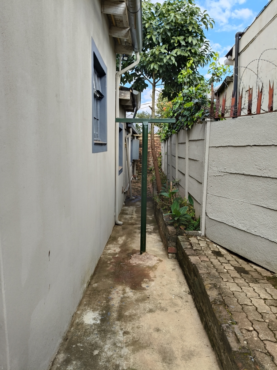 To Let 2 Bedroom Property for Rent in Auckland Park Gauteng