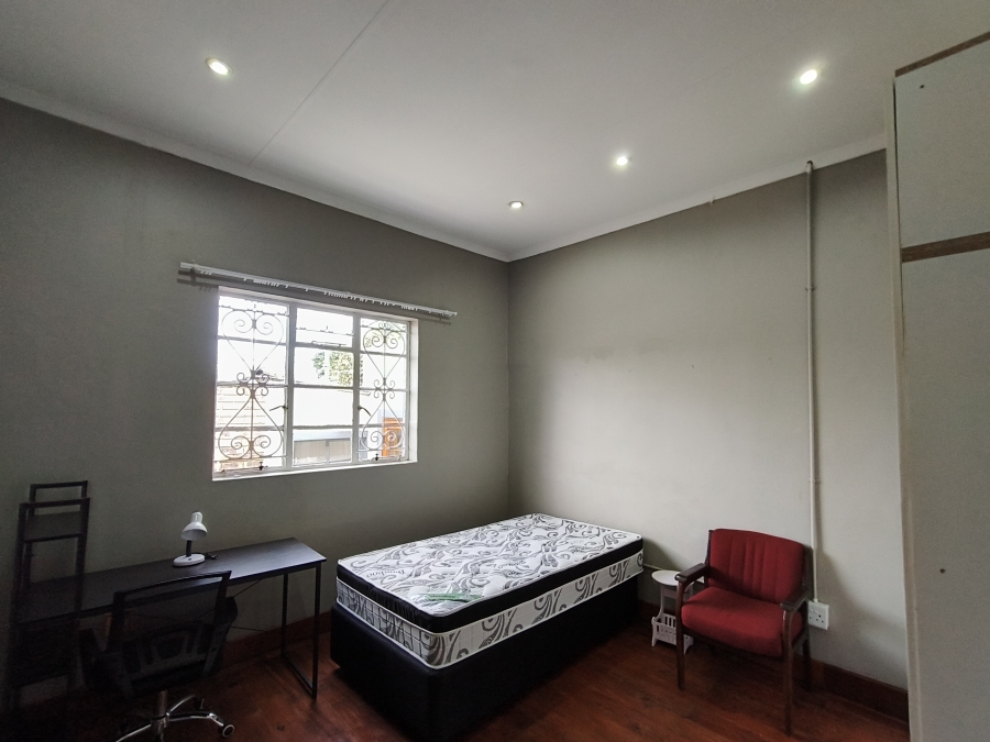 To Let 2 Bedroom Property for Rent in Auckland Park Gauteng