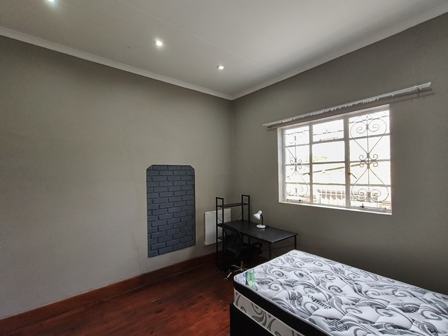 To Let 2 Bedroom Property for Rent in Auckland Park Gauteng