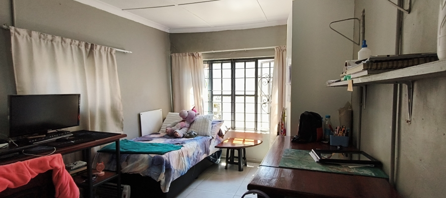 To Let 2 Bedroom Property for Rent in Auckland Park Gauteng