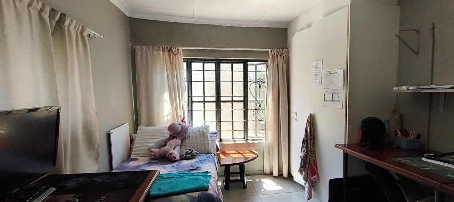 To Let 2 Bedroom Property for Rent in Auckland Park Gauteng