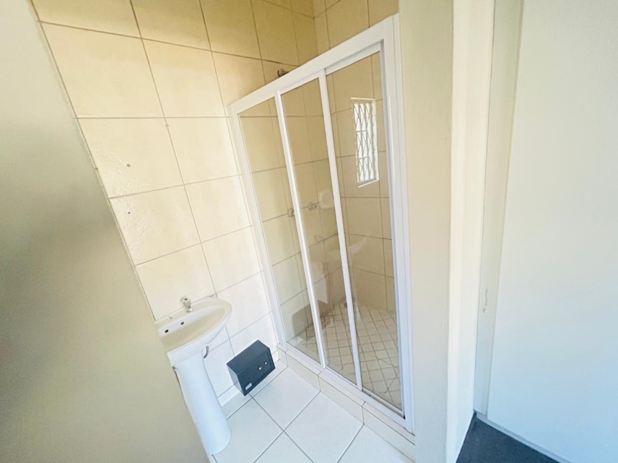 To Let 3 Bedroom Property for Rent in North Riding Gauteng