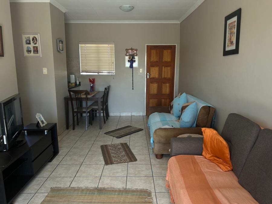To Let 2 Bedroom Property for Rent in Noordhang Gauteng