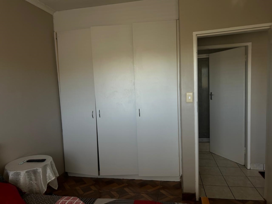 To Let 2 Bedroom Property for Rent in Noordhang Gauteng