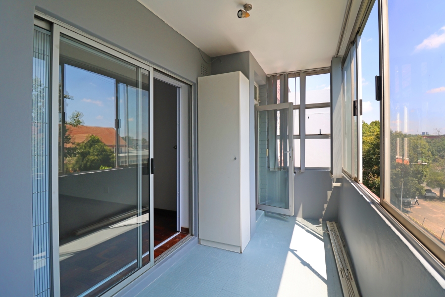 2 Bedroom Property for Sale in Waverley Gauteng