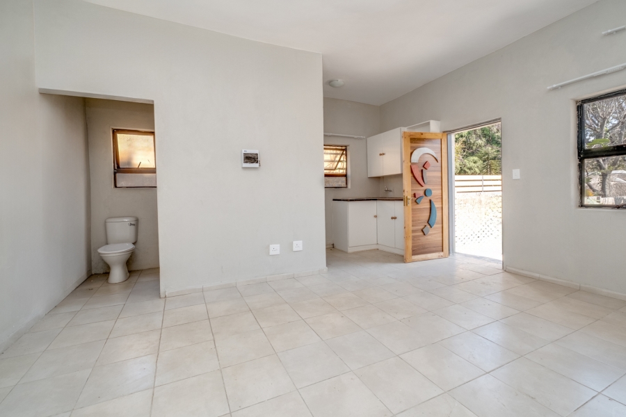 To Let 1 Bedroom Property for Rent in Maroeladal Gauteng