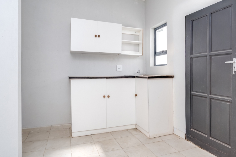 To Let 1 Bedroom Property for Rent in Maroeladal Gauteng