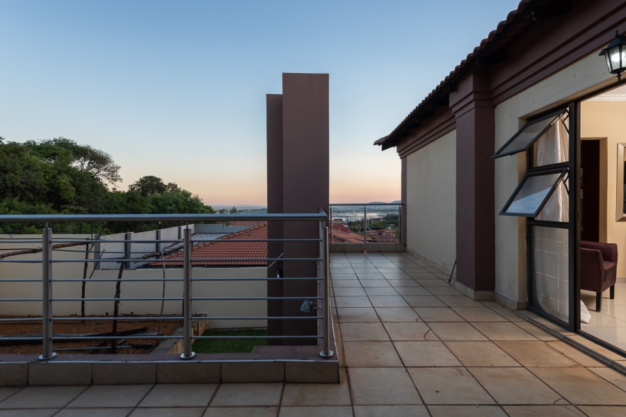 6 Bedroom Property for Sale in Liefde en Vrede Gauteng