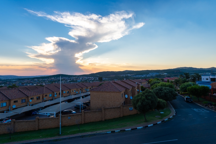 6 Bedroom Property for Sale in Liefde en Vrede Gauteng