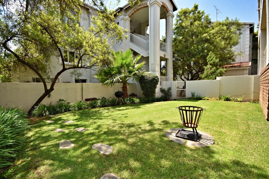 3 Bedroom Property for Sale in Sonneglans Gauteng