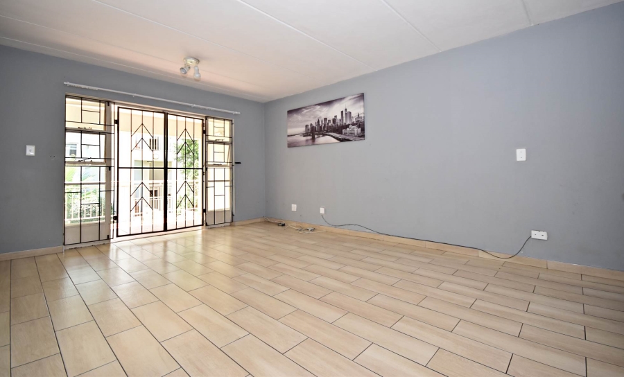 3 Bedroom Property for Sale in Sonneglans Gauteng
