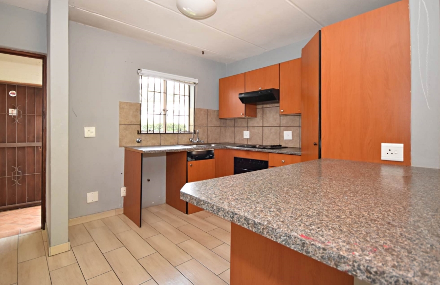 3 Bedroom Property for Sale in Sonneglans Gauteng